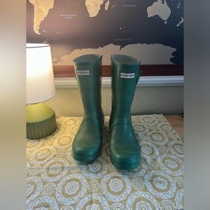 Short hunter boots